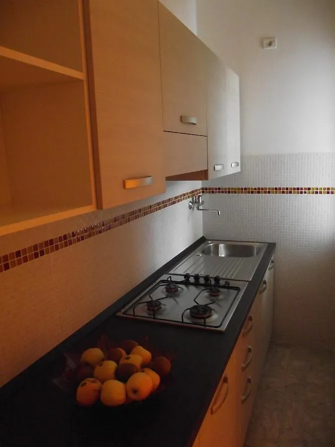 Bike And Breakfast Apartments Pietra Ligure Aparthotel