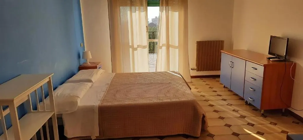 Bike And Breakfast Apartments Pietra Ligure